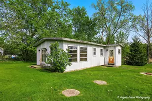42177 N Lake Ave, Antioch, IL 60002 - Photo 39