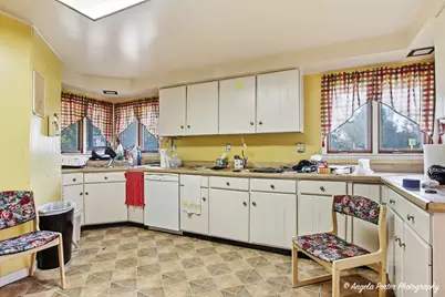 42177 N Lake Avenue, Antioch, IL 60002 - Photo 5