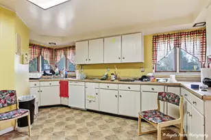 42177 N Lake Ave, Antioch, IL 60002 - Photo 5