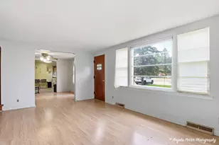 42177 N Lake Ave, Antioch, IL 60002 - Photo 11