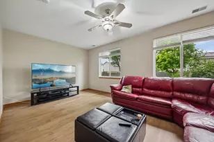 6102 Oldcreek Ln, Joliet, IL 60431 - Photo 5