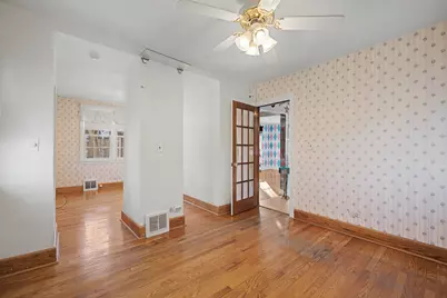 880 Bemis Road, Glen Ellyn, IL 60137 - Photo 15