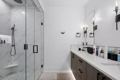 1113 W Chestnut Street #1E, Chicago, IL 60642 - Photo 17