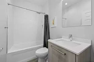1616 N Hamlin Ave, Chicago, IL 60647 - Photo 23