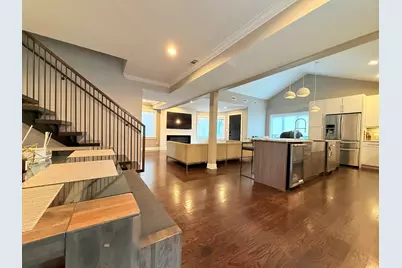8216 N New England Avenue, Niles, IL 60714 - Photo 9