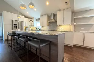 8216 N New England Ave, Niles, IL 60714 - Photo 11