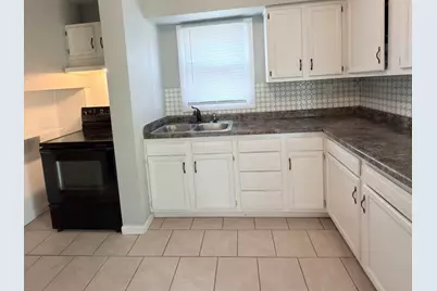 2233 24th Street, Rock Island, IL 61201 - Photo 7