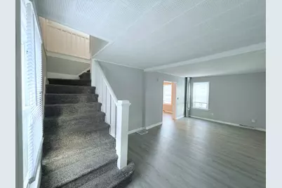 2233 24th Street, Rock Island, IL 61201 - Photo 5