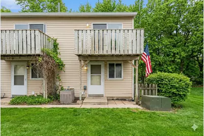 79 Maude Avenue #E, Fox Lake, IL 60020 - Photo 1