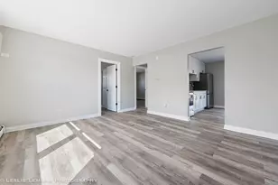 7653 S Roberts Rd, Bridgeview, IL 60455 - Photo 5