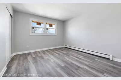 7653 S Roberts Road, Bridgeview, IL 60455 - Photo 11