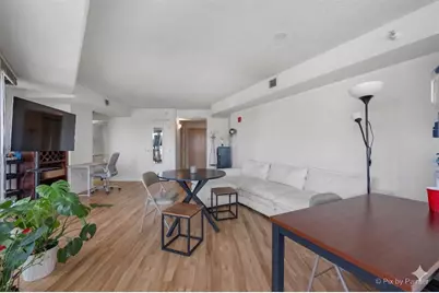 1720 Maple Avenue #2460, Evanston, IL 60201 - Photo 5