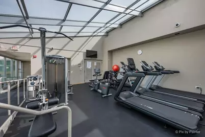 1720 Maple Avenue #2460, Evanston, IL 60201 - Photo 17