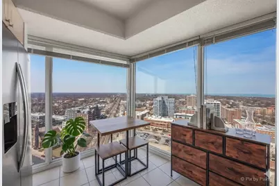 1720 Maple Avenue #2460, Evanston, IL 60201 - Photo 7