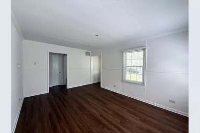 606 S 3rd Street, West Dundee, IL 60118 - Photo 9