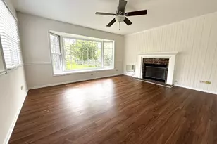 606 S 3rd St, West Dundee, IL 60118 - Photo 5