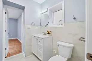 2724 W Jerome St, Chicago, IL 60645 - Photo 13
