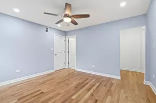 2724 W Jerome St, Chicago, IL 60645 - Photo 21
