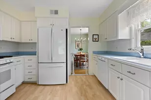 1718 N 79th Ct, Elmwood Park, IL 60707 - Photo 7