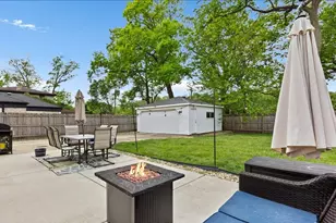 1718 N 79th Ct, Elmwood Park, IL 60707 - Photo 23
