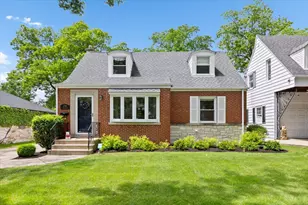 1718 N 79th Ct, Elmwood Park, IL 60707 - Photo 25