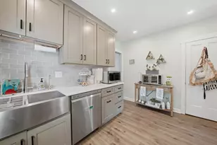 1435 East Ave, Berwyn, IL 60402 - Photo 11
