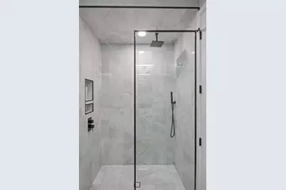 2024 W Irving Park Road #302, Chicago, IL 60618 - Photo 21