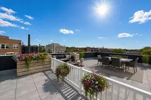2024 W Irving Park Rd, Chicago, IL 60618 - Photo 23