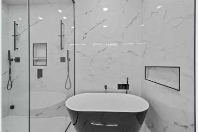 2024 W Irving Park Road #302, Chicago, IL 60618 - Photo 17