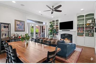 2853 N Halsted Street #202, Chicago, IL 60657 - Photo 3