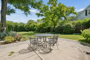 3724 Winnetka Rd, Glenview, IL 60026 - Photo 29