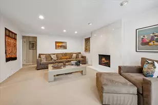 3724 Winnetka Rd, Glenview, IL 60026 - Photo 11