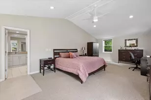 3724 Winnetka Rd, Glenview, IL 60026 - Photo 15
