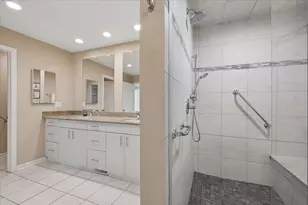 3724 Winnetka Rd, Glenview, IL 60026 - Photo 17