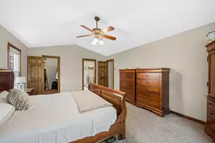 1188 Brookstone Dr, Carol Stream, IL 60188 - Photo 19