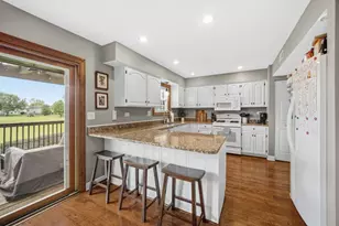 1188 Brookstone Dr, Carol Stream, IL 60188 - Photo 9