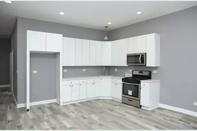 1253 S Millard Avenue, Chicago, IL 60623 - Photo 5