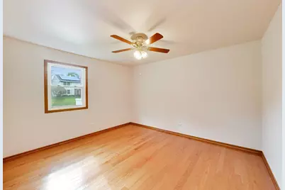 394 Pine Grove Avenue, Gurnee, IL 60031 - Photo 13
