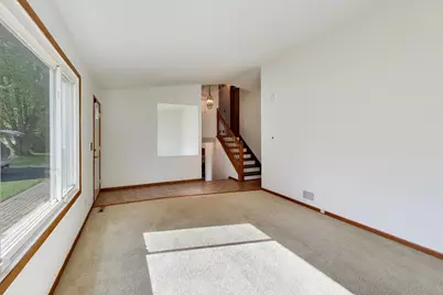 394 Pine Grove Avenue, Gurnee, IL 60031 - Photo 3