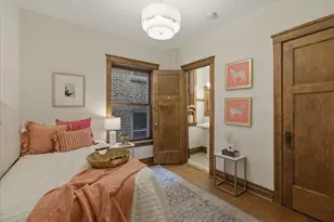1468 W Balmoral Ave, Chicago, IL 60640 - Photo 23
