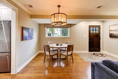 1311 E Woodford Place, Arlington Heights, IL 60004 - Photo 5