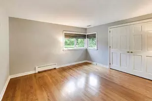 1311 E Woodford Pl, Arlington Heights, IL 60004 - Photo 21