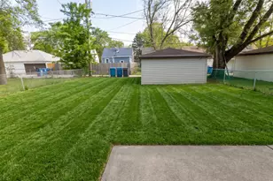 547 E 148th Pl, Harvey, IL 60426 - Photo 33