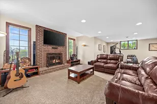 1045 Hilltop Dr, Lemont, IL 60439 - Photo 45