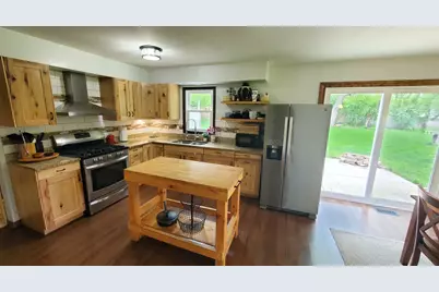 678 Ray Avenue, West Chicago, IL 60185 - Photo 9