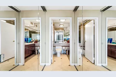 3930 N Pine Grove Avenue #1211, Chicago, IL 60613 - Photo 17