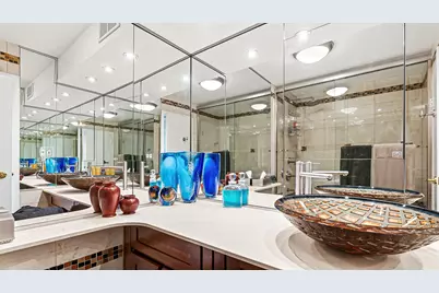3930 N Pine Grove Avenue #1211, Chicago, IL 60613 - Photo 19