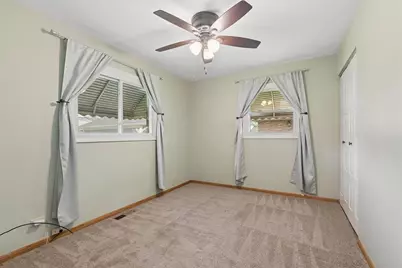 6854 Saratoga Drive, Bridgeview, IL 60455 - Photo 13