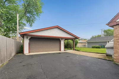 6854 Saratoga Drive, Bridgeview, IL 60455 - Photo 21