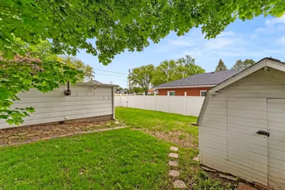 402 SE 2nd Avenue, Aledo, IL 61231 - Photo 31